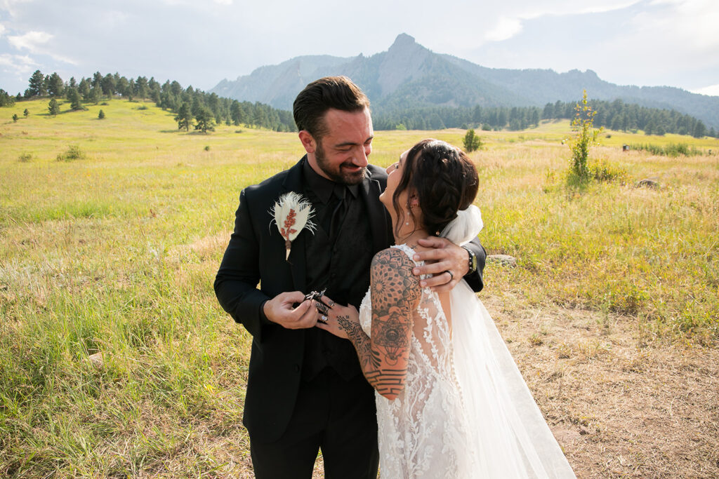 boho elopement couple in colorado