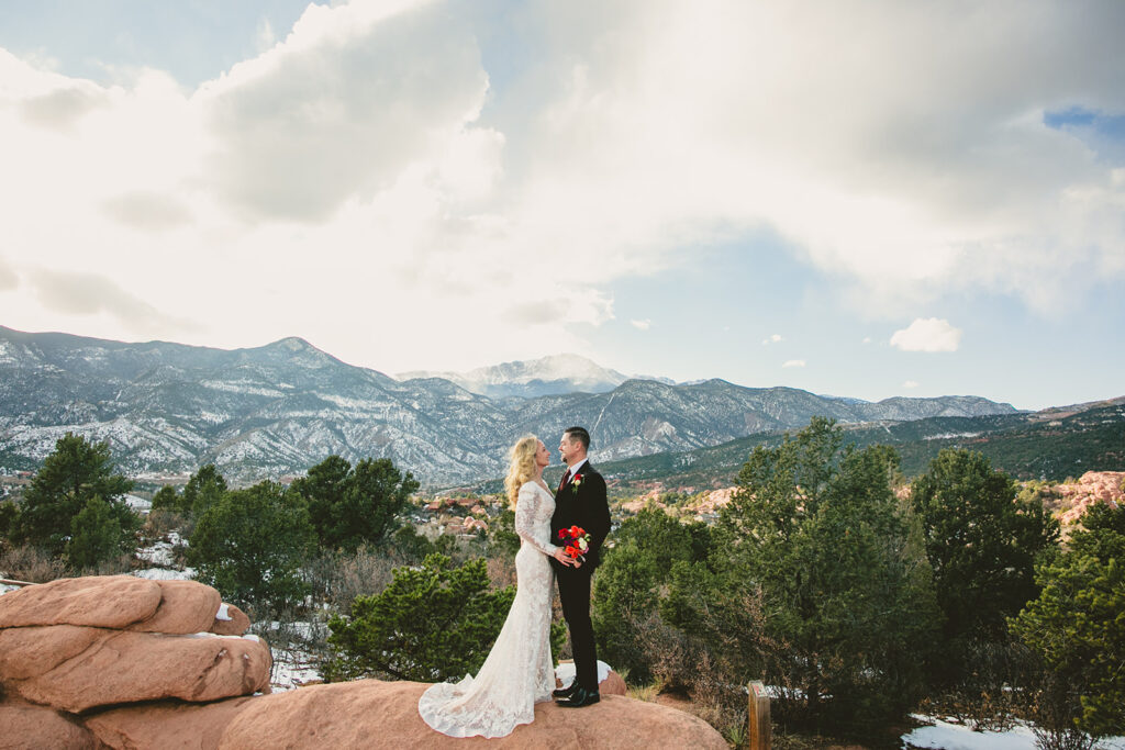 colorado elopement with beautiful mountain views