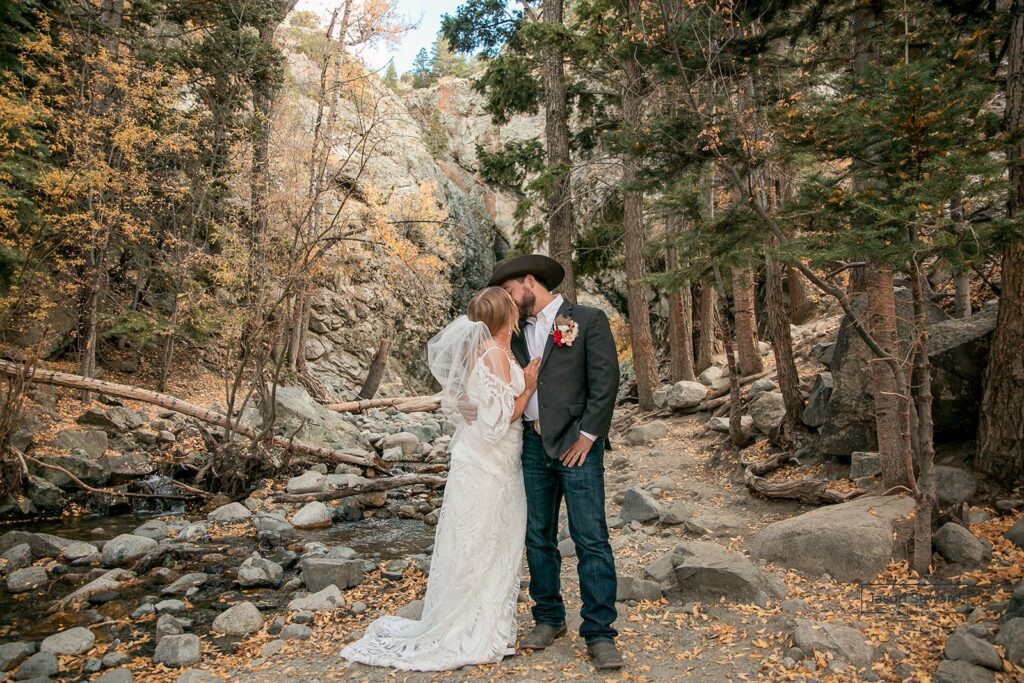 fall elopement in colorado